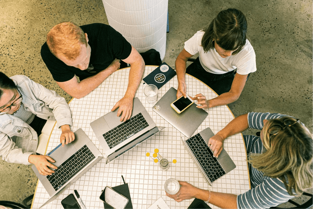 Vistage vs. YPO (vs. Arclane Strategy Circle): Which is Right For You?